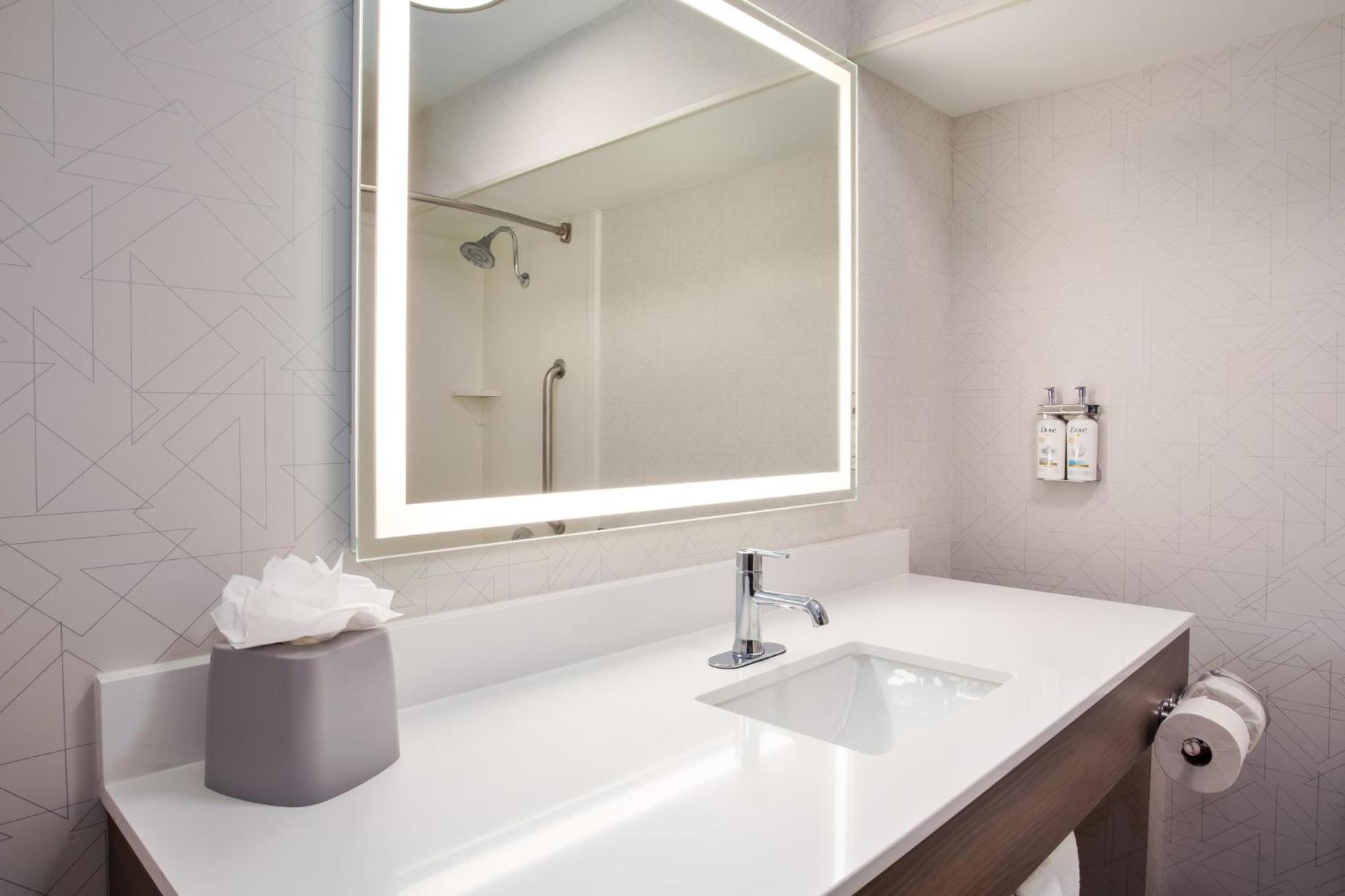 Hotel Express By Ihg 2*