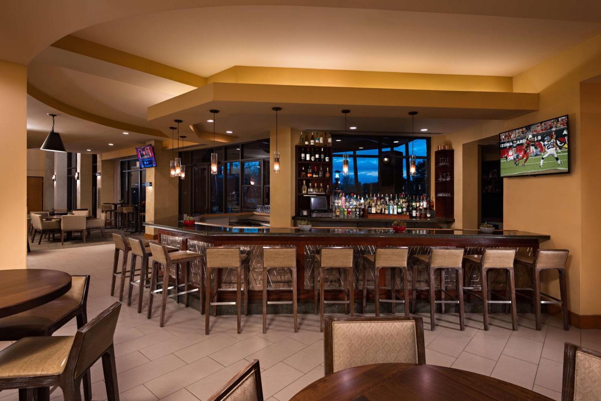 Hotel Embassy By Hilton Scottsdale