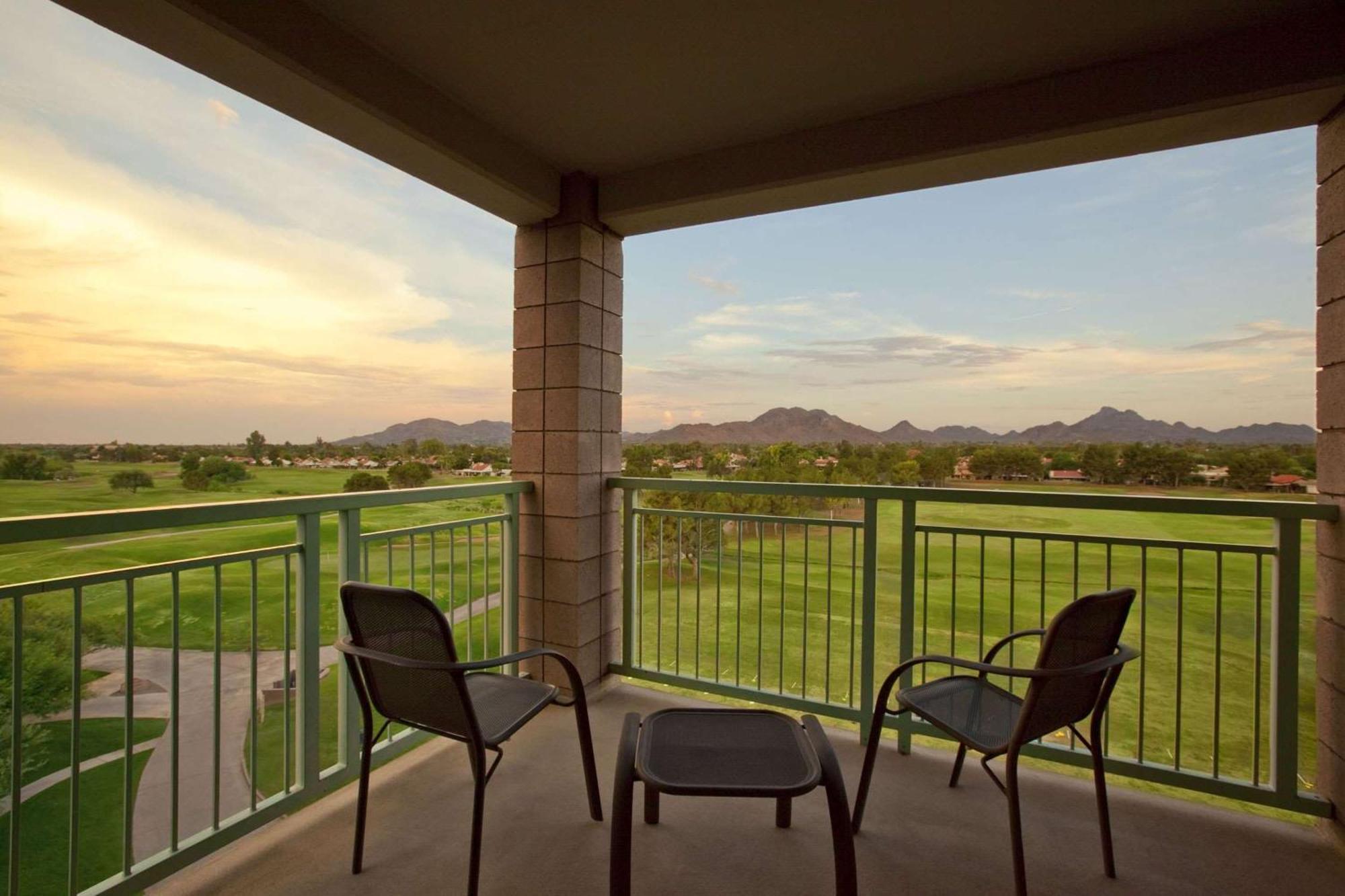 Embassy By Hilton Scottsdale Hotel