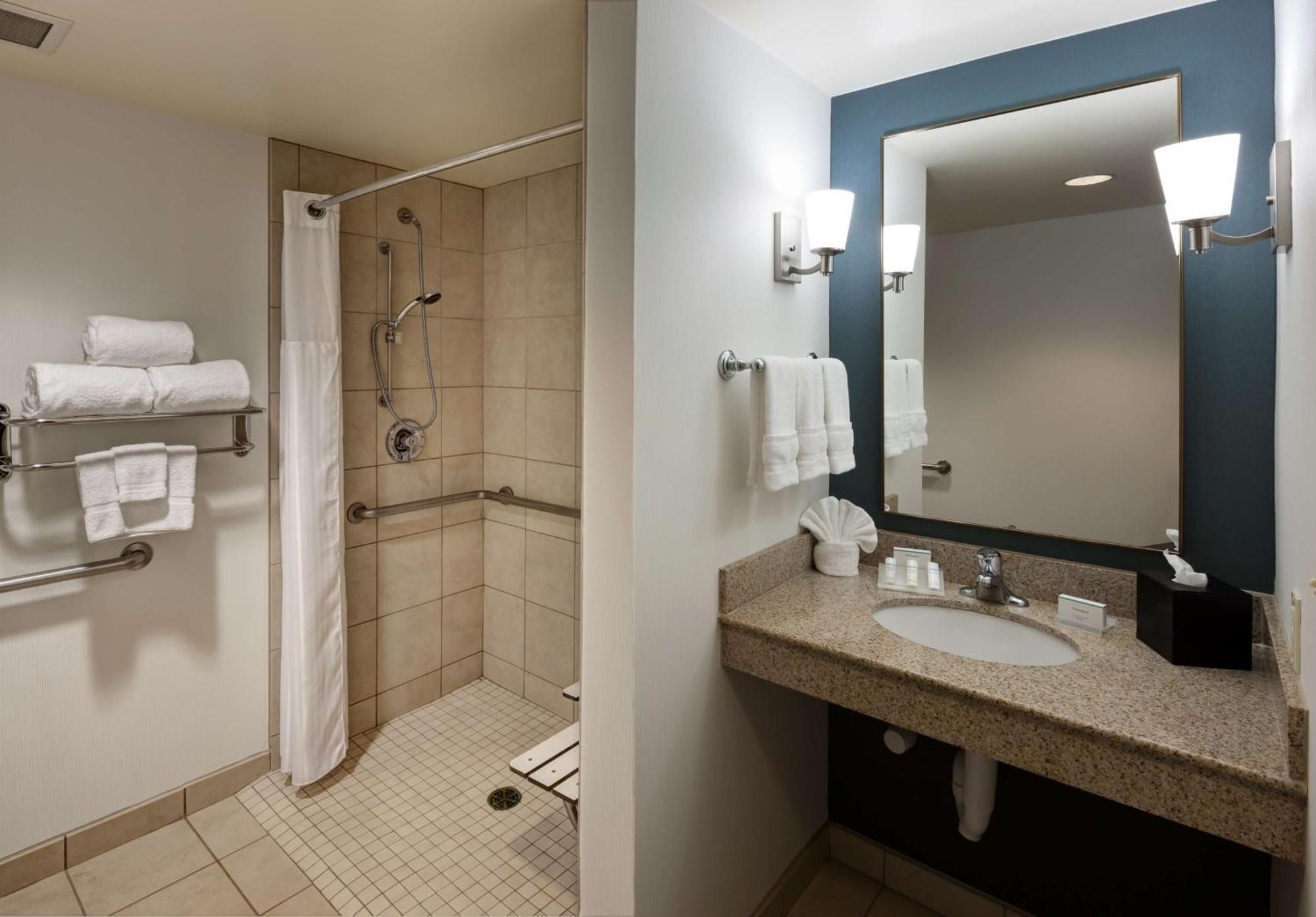 Hotel Hilton Garden Airport