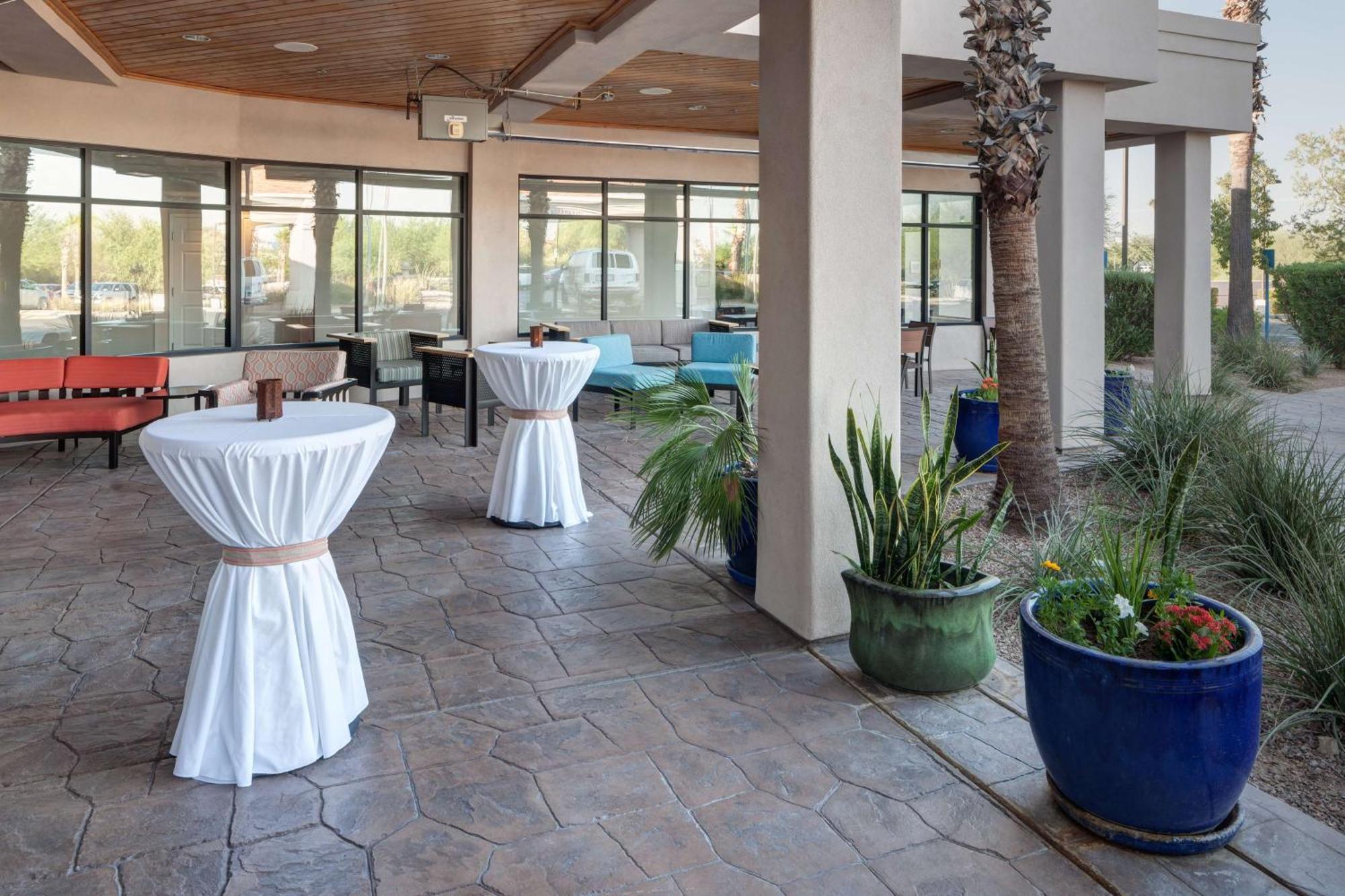 Hilton Garden Airport Hotel
