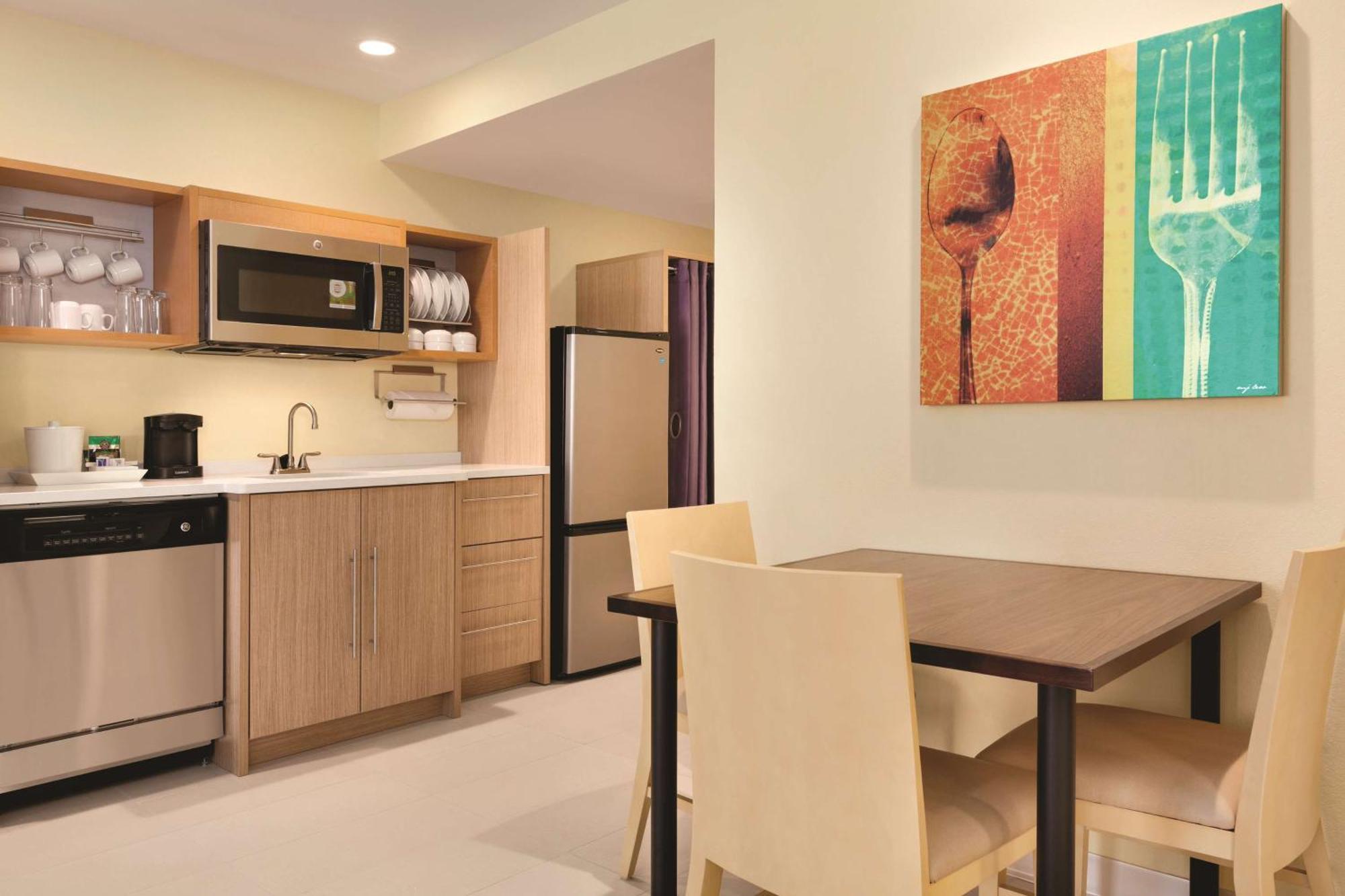 Hotel Home2 By Hilton Phoenix-tempe Research Park 3*