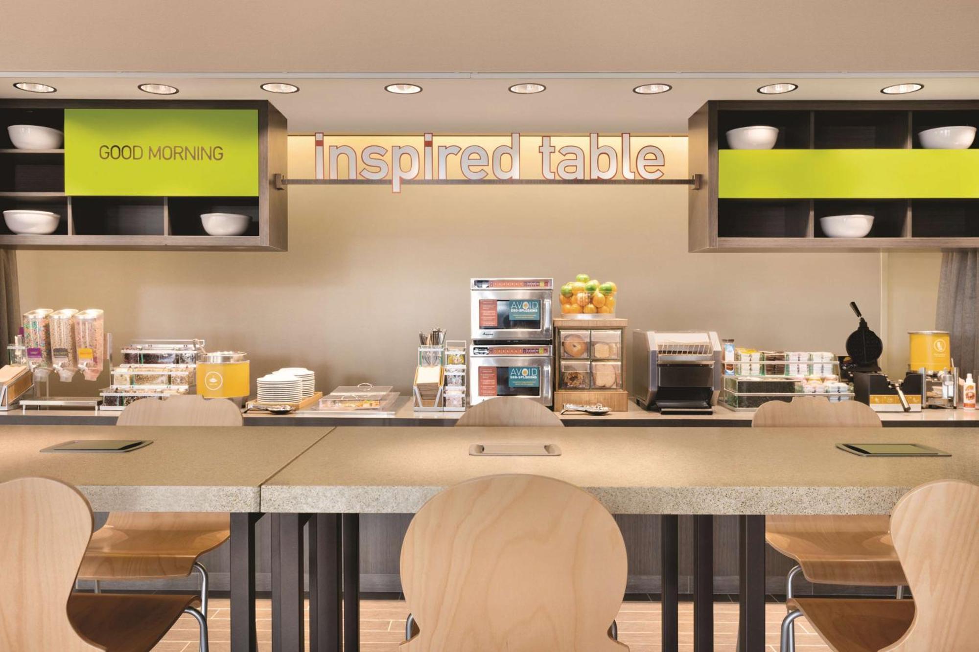 Hotel Home2 By Hilton Phoenix-tempe Research Park 3*