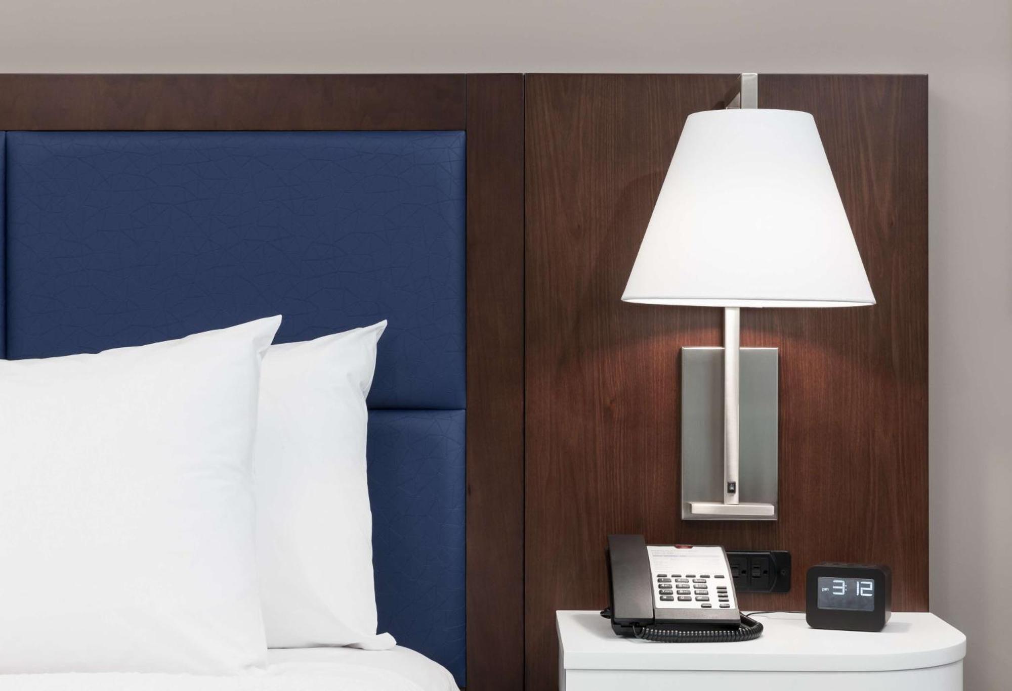 Hampton & Downtown Hotel Phoenix