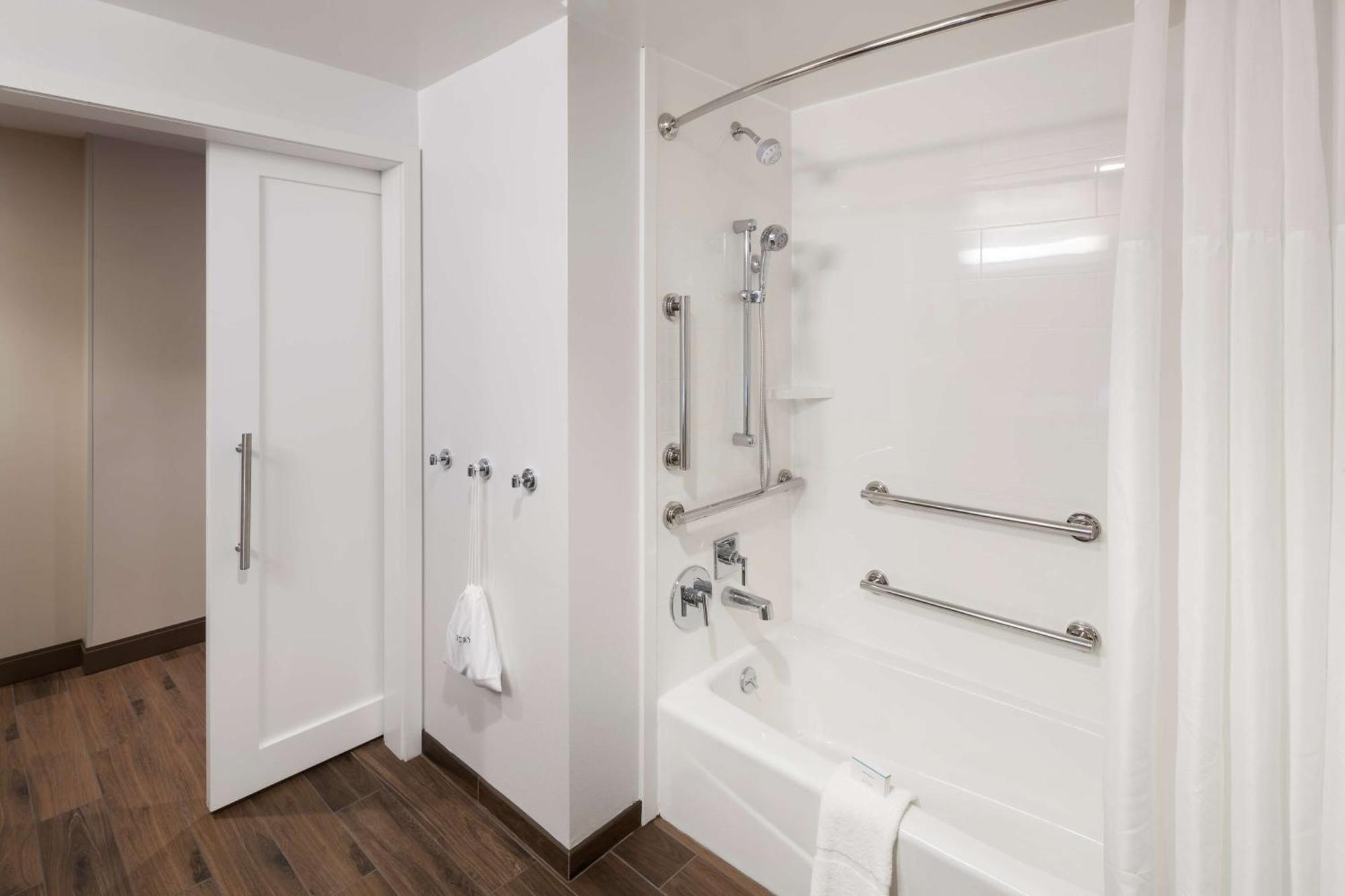 Hampton & Downtown 3* Phoenix