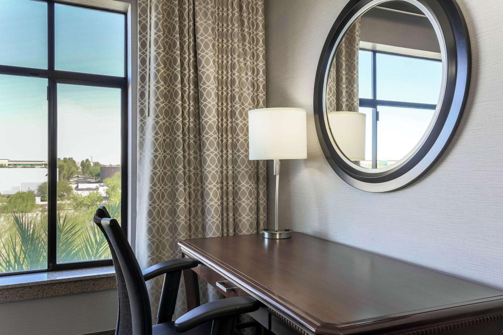 Hotel Hilton Phoenix 4*
