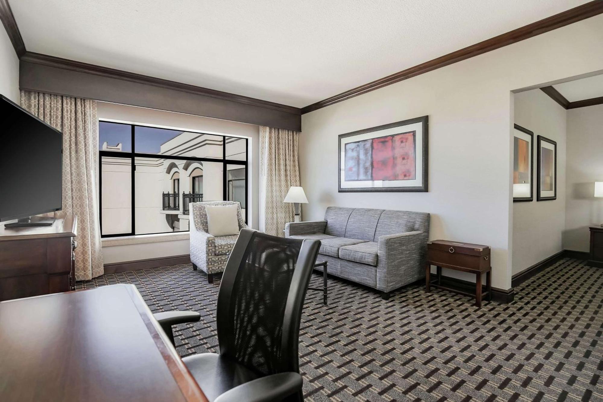 Hotel Hilton Phoenix 4*