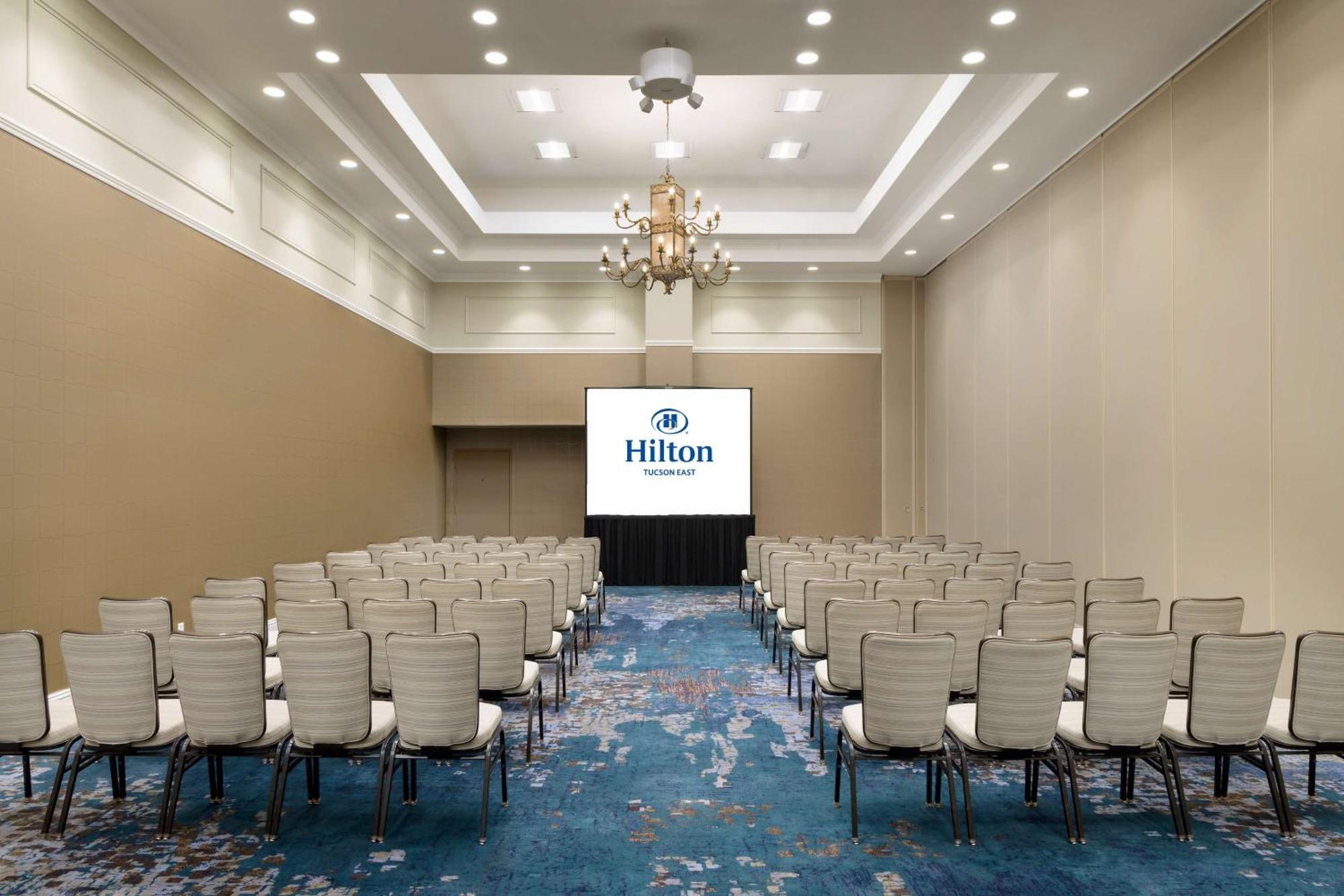 Hotel Hilton East 3*