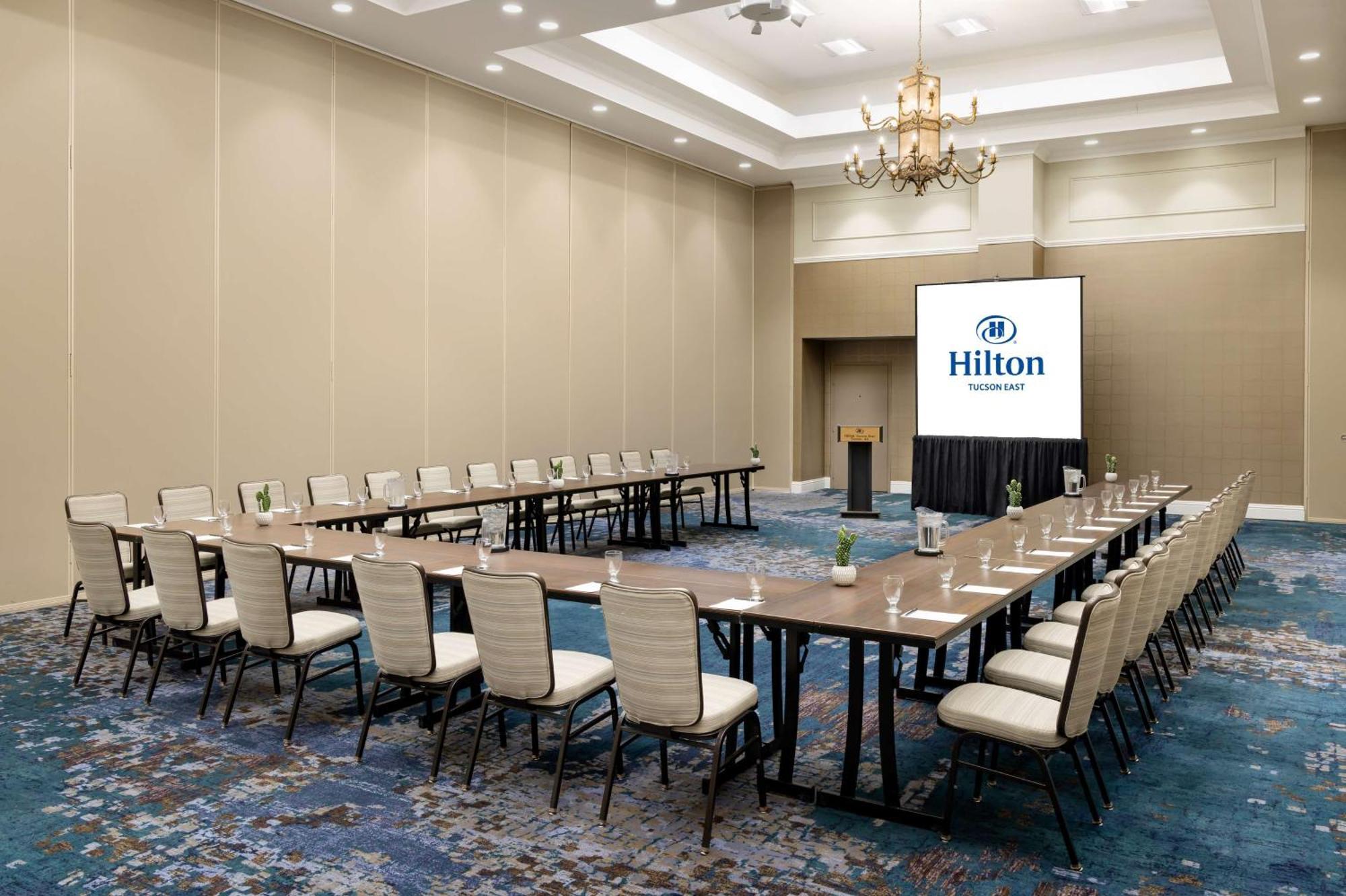 Hotel Hilton East Tucson