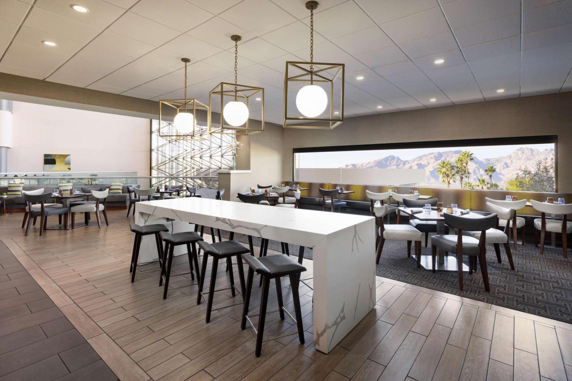 Hilton East 3* Tucson