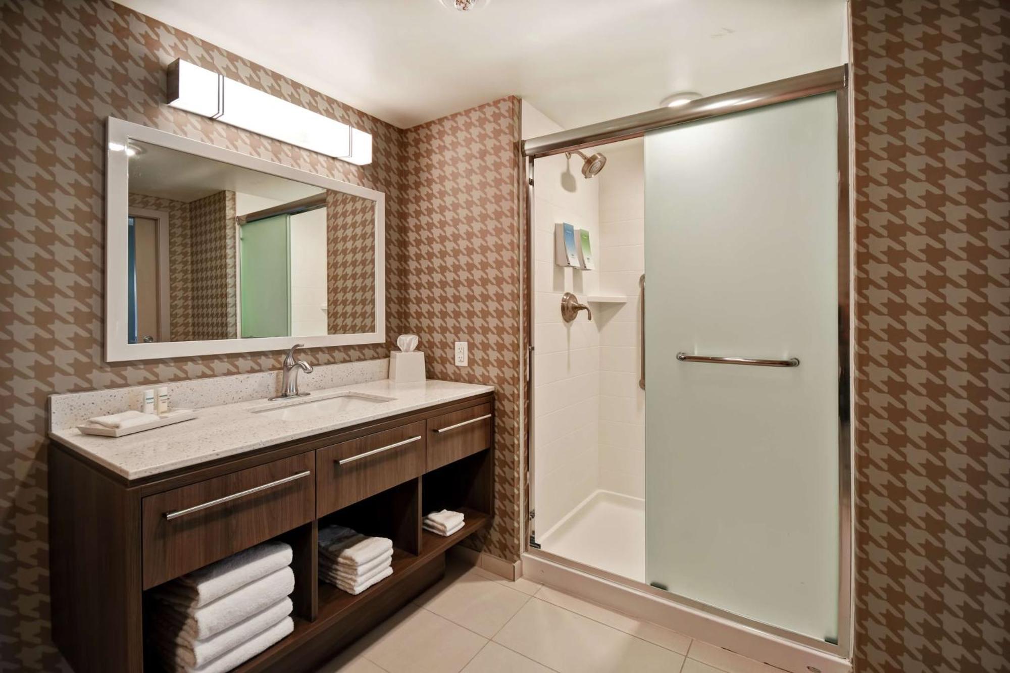 Home2 By Hilton 3*