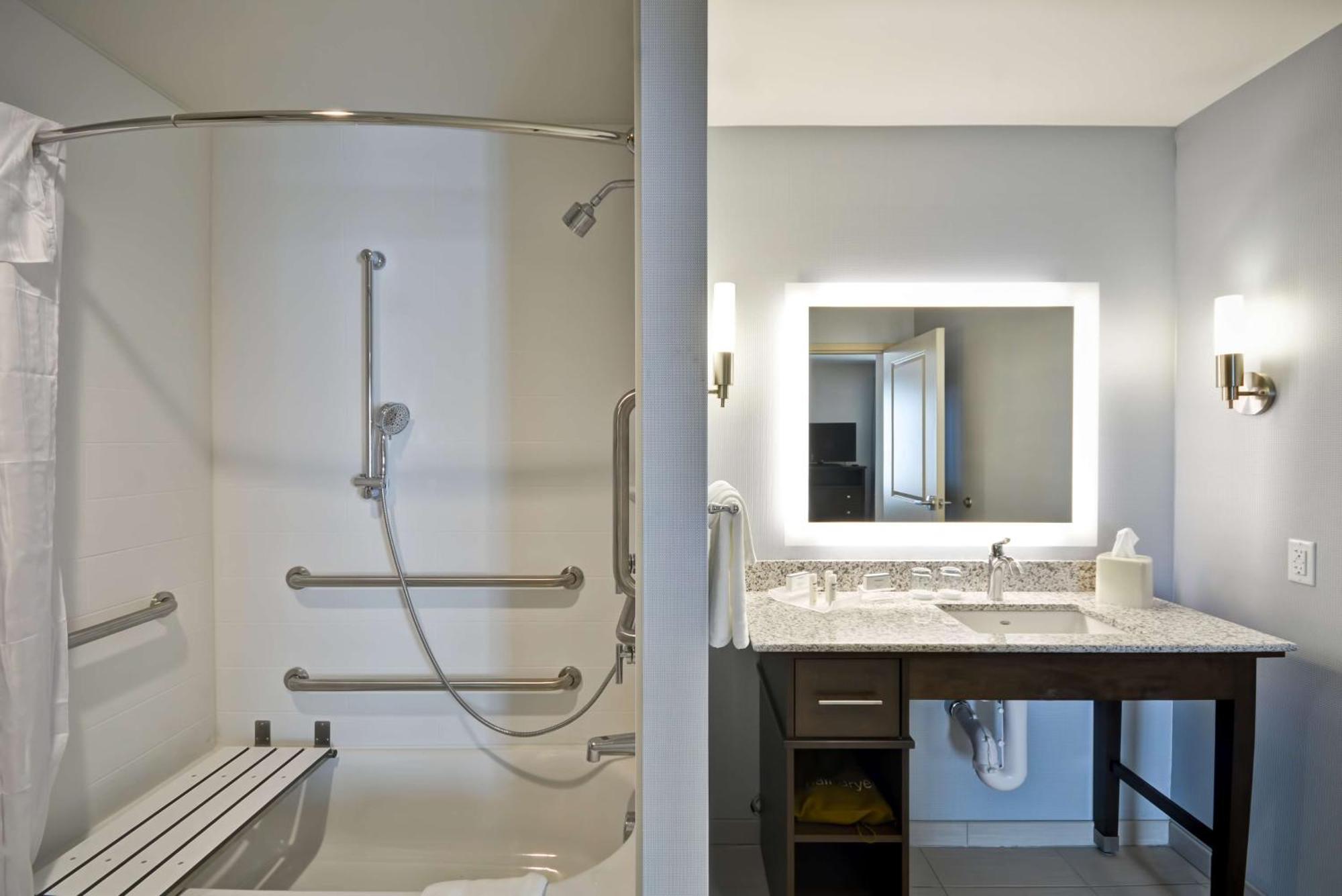 Homewood By Hilton Phoenix Asu Area Hotel Tempe