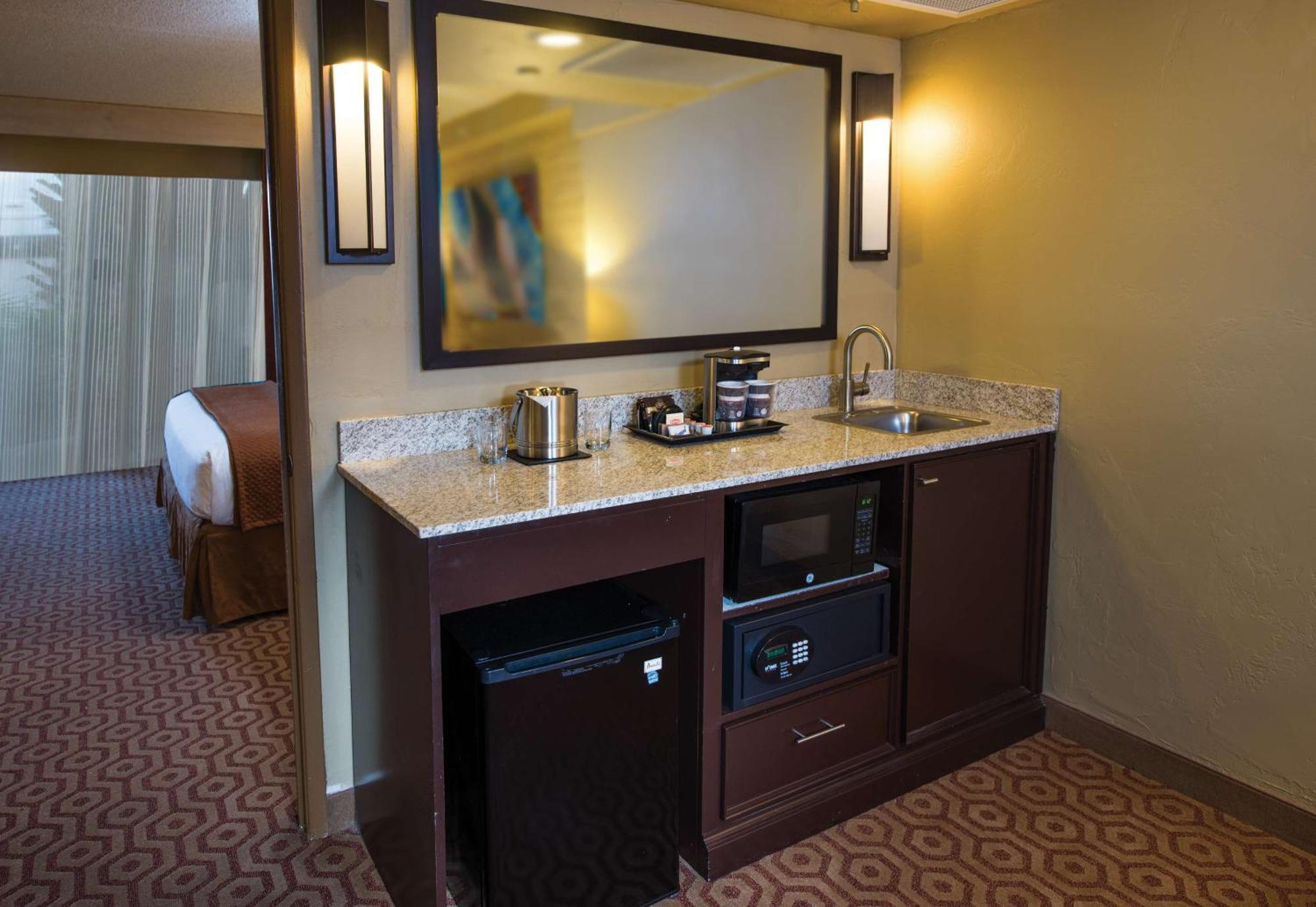 Doubletree By Hilton Tucson-williams Center 4* Tucson