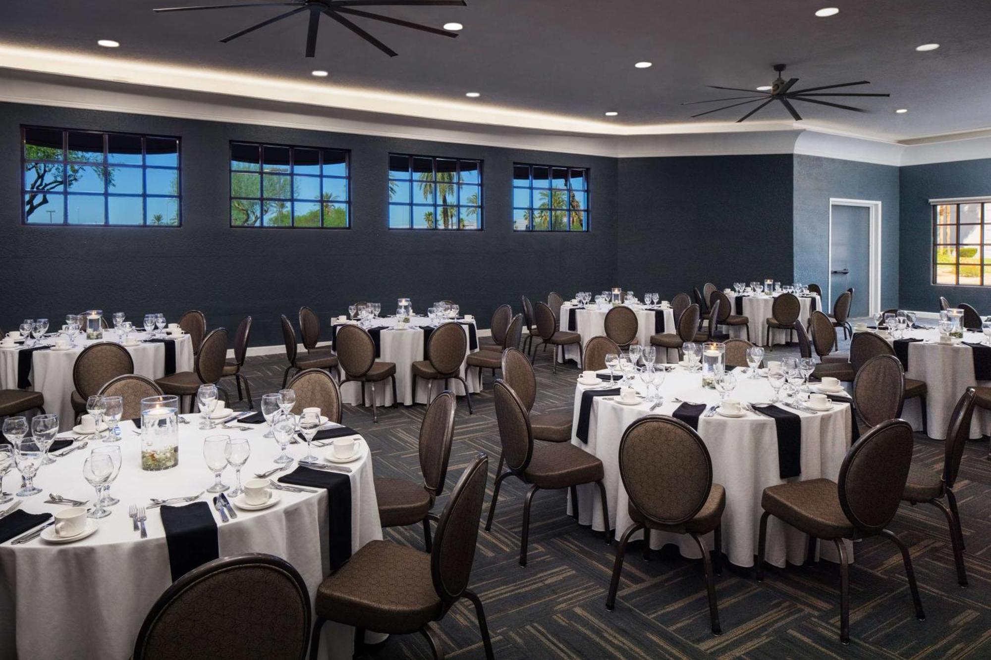 Hotel Doubletree By Hilton Phoenix Mesa