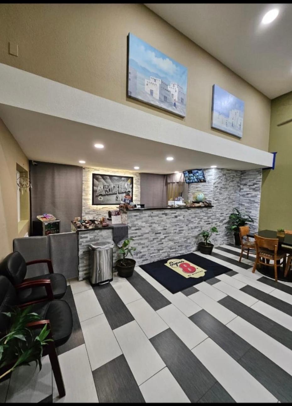 Super 8 By Wyndham Hotel