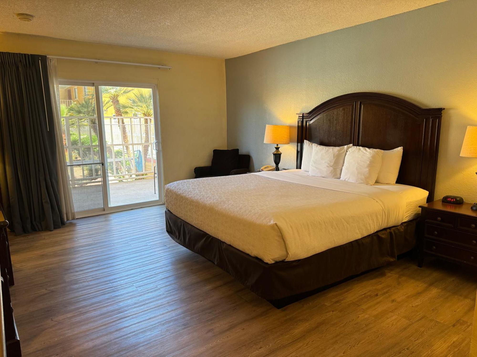 Americana 4* Nogales