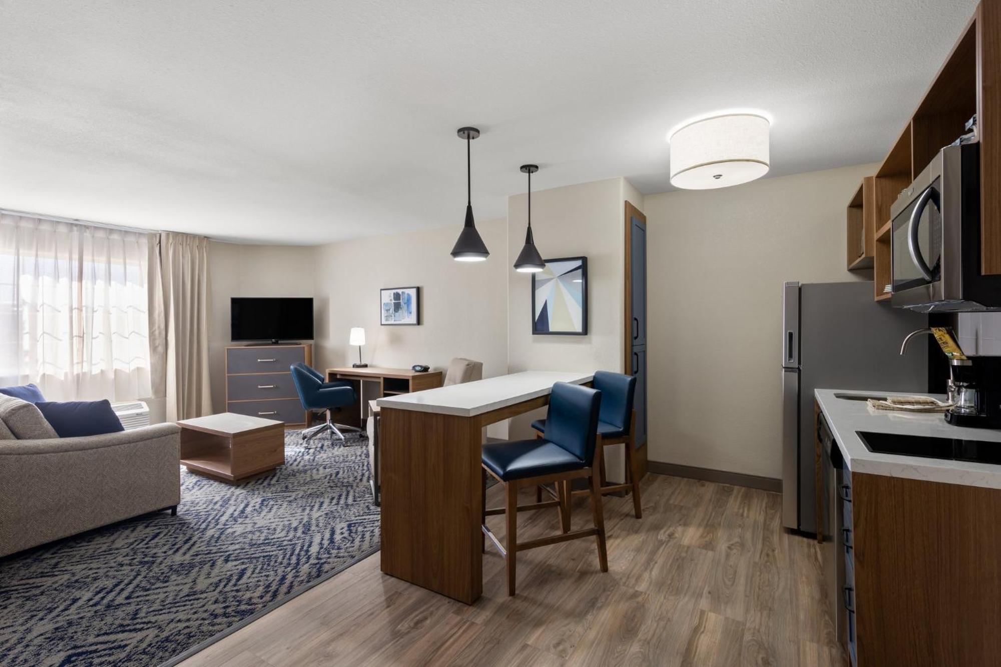 Candlewood By Ihg
