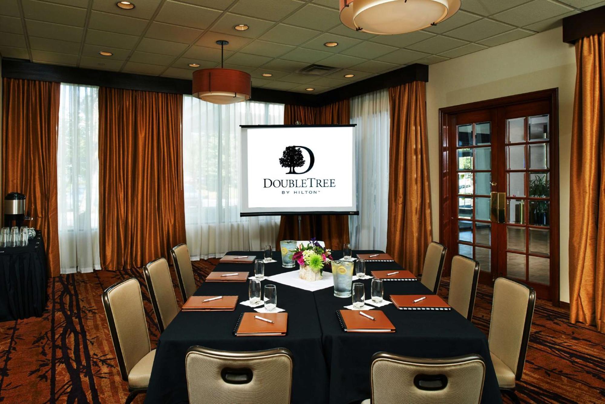 Doubletree By Hilton Flagstaff