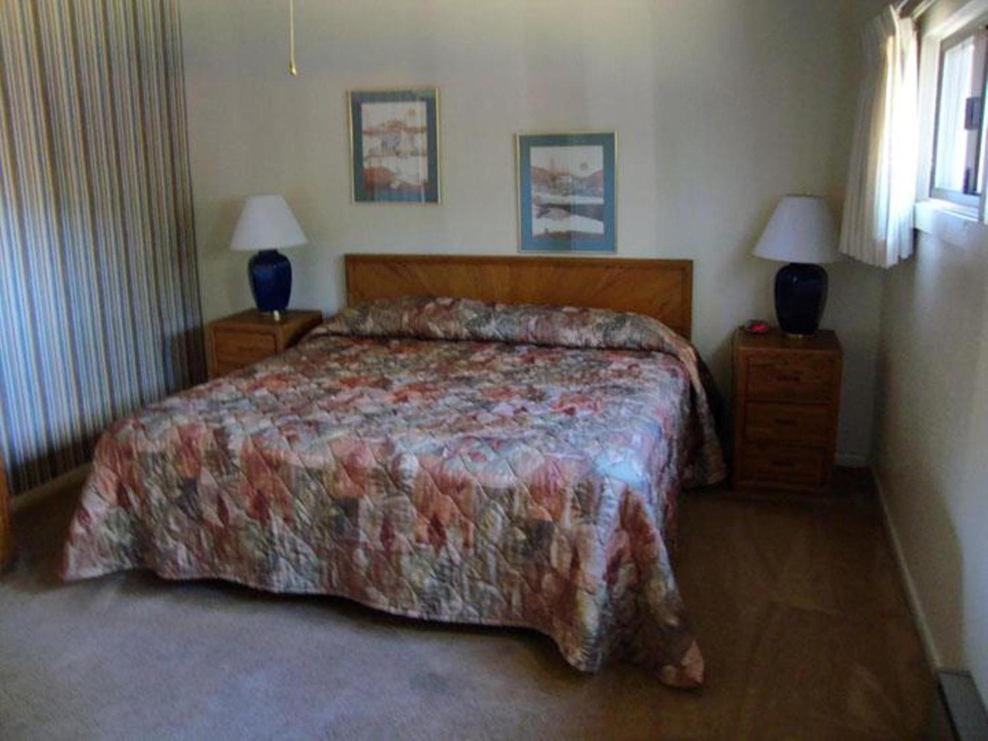 Hotel Roundhouse 3*