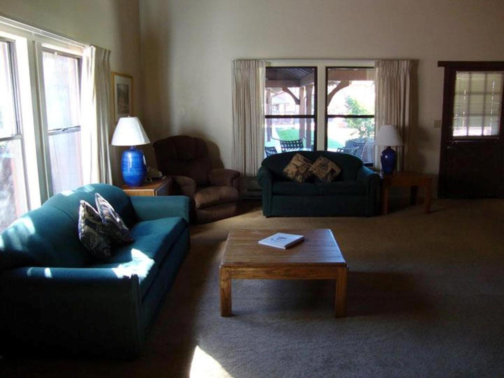 Roundhouse Hotel Pinetop-Lakeside