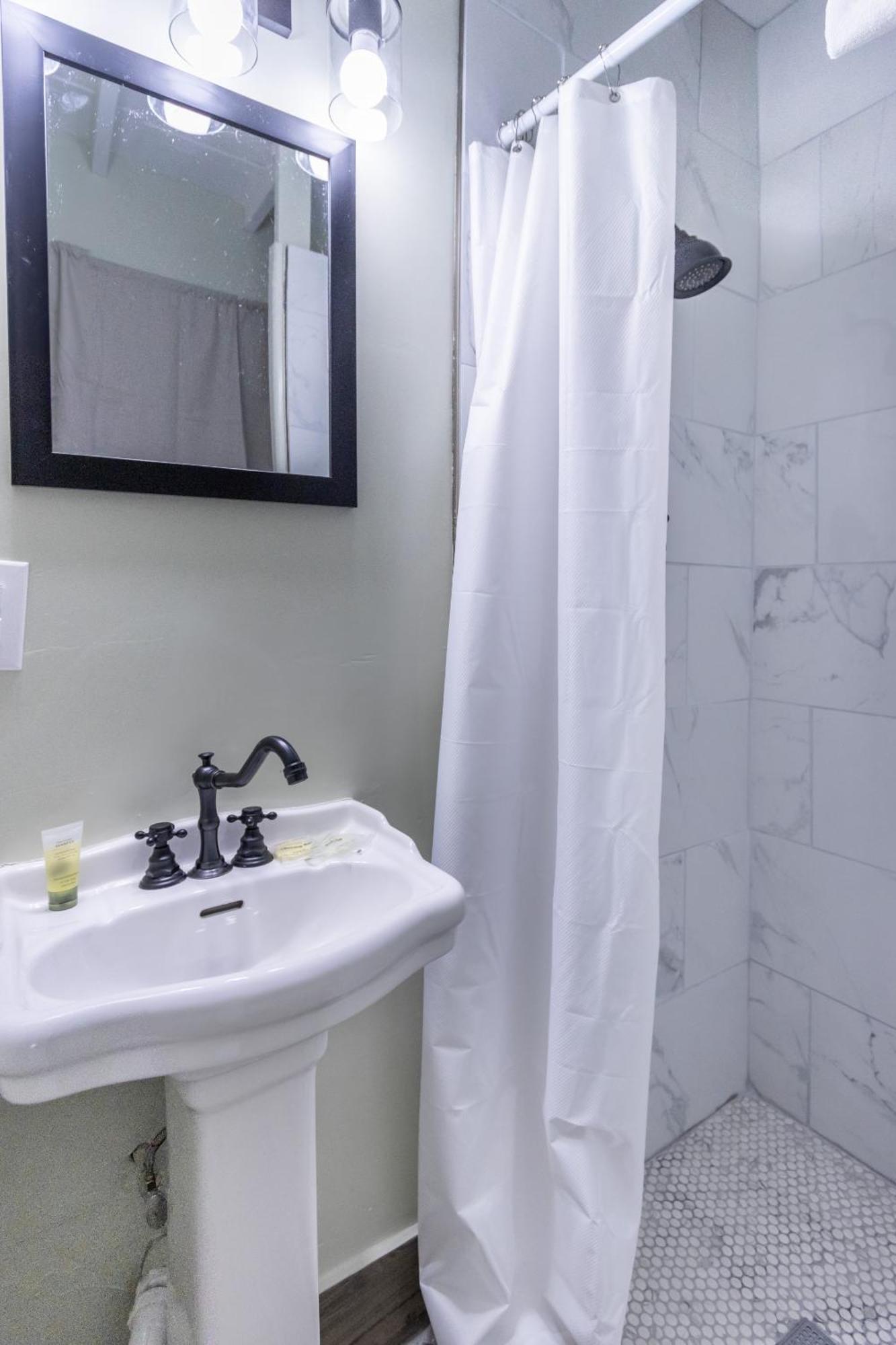 Sagebrush Bed & Breakfast 5*