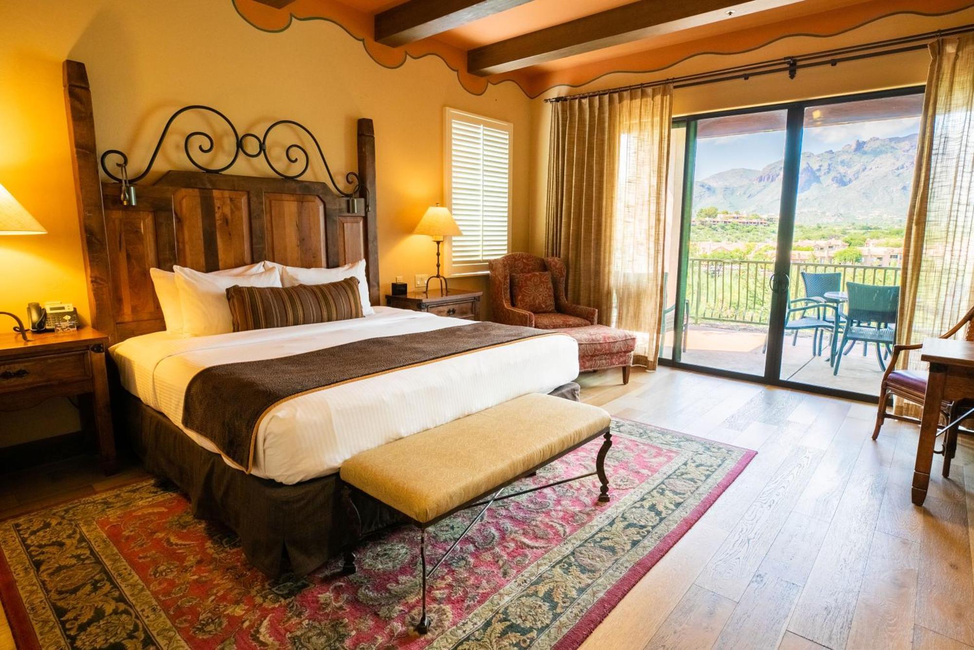 Hacienda Del Sol Guest Ranch Resort 3*
