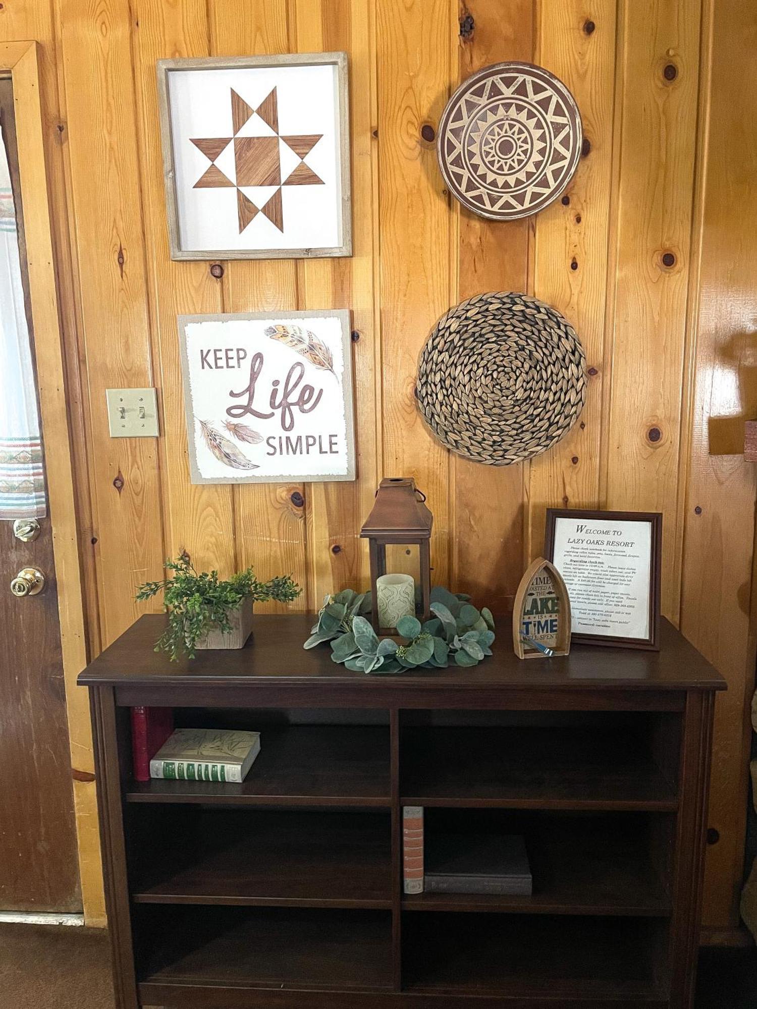 Lazy Oaks Inn 2*