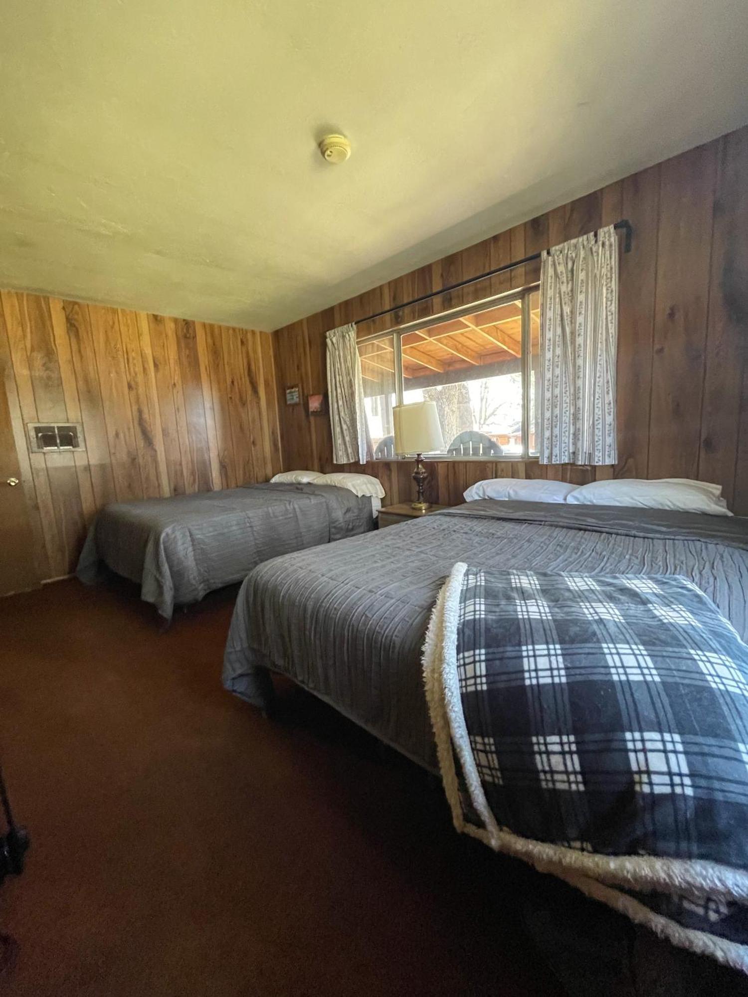 Inn Lazy Oaks