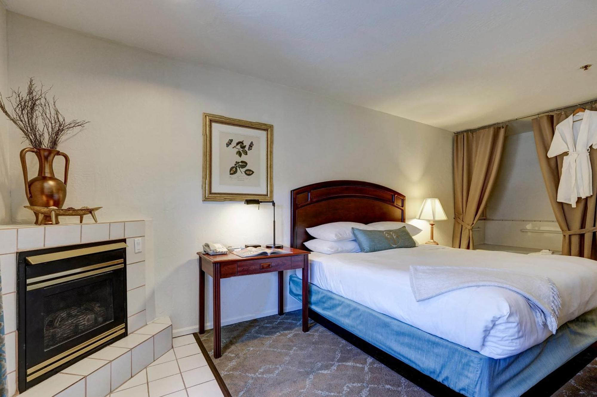 Forest Hotel 3*