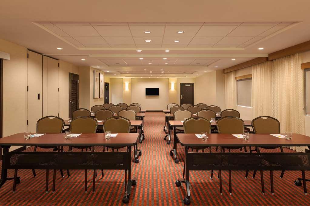 Hyatt Place Phoenix - Fashion Center