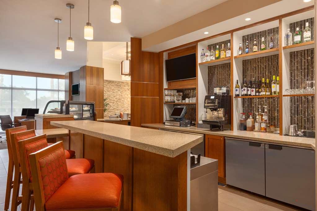 Hyatt Place Phoenix - Fashion Center 3*
