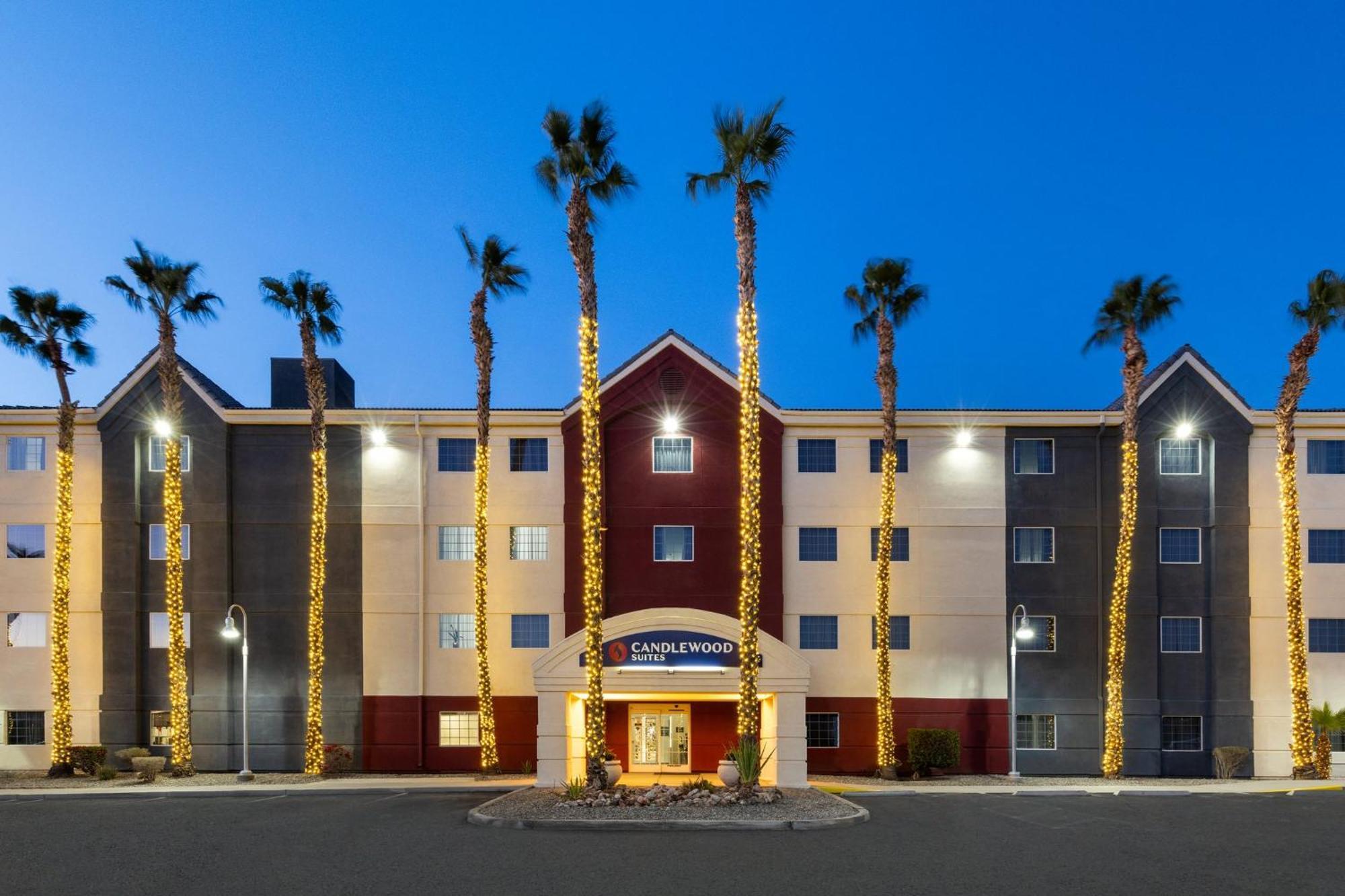Candlewood By Ihg 2*