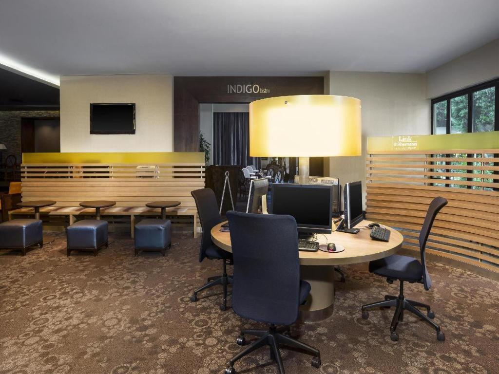 Sheraton Crescent Hotel Phoenix