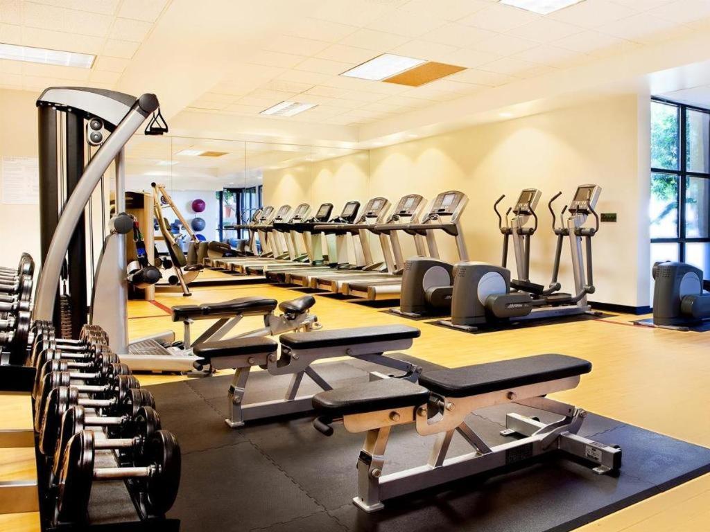 Hotel Sheraton Crescent 3*