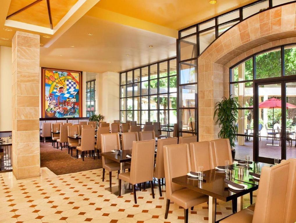 Sheraton Crescent 3*