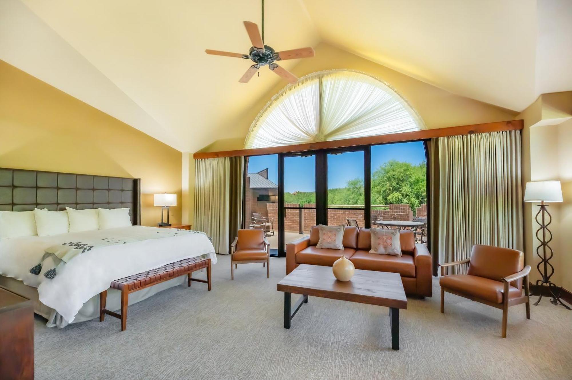 The At Ventana Canyon
