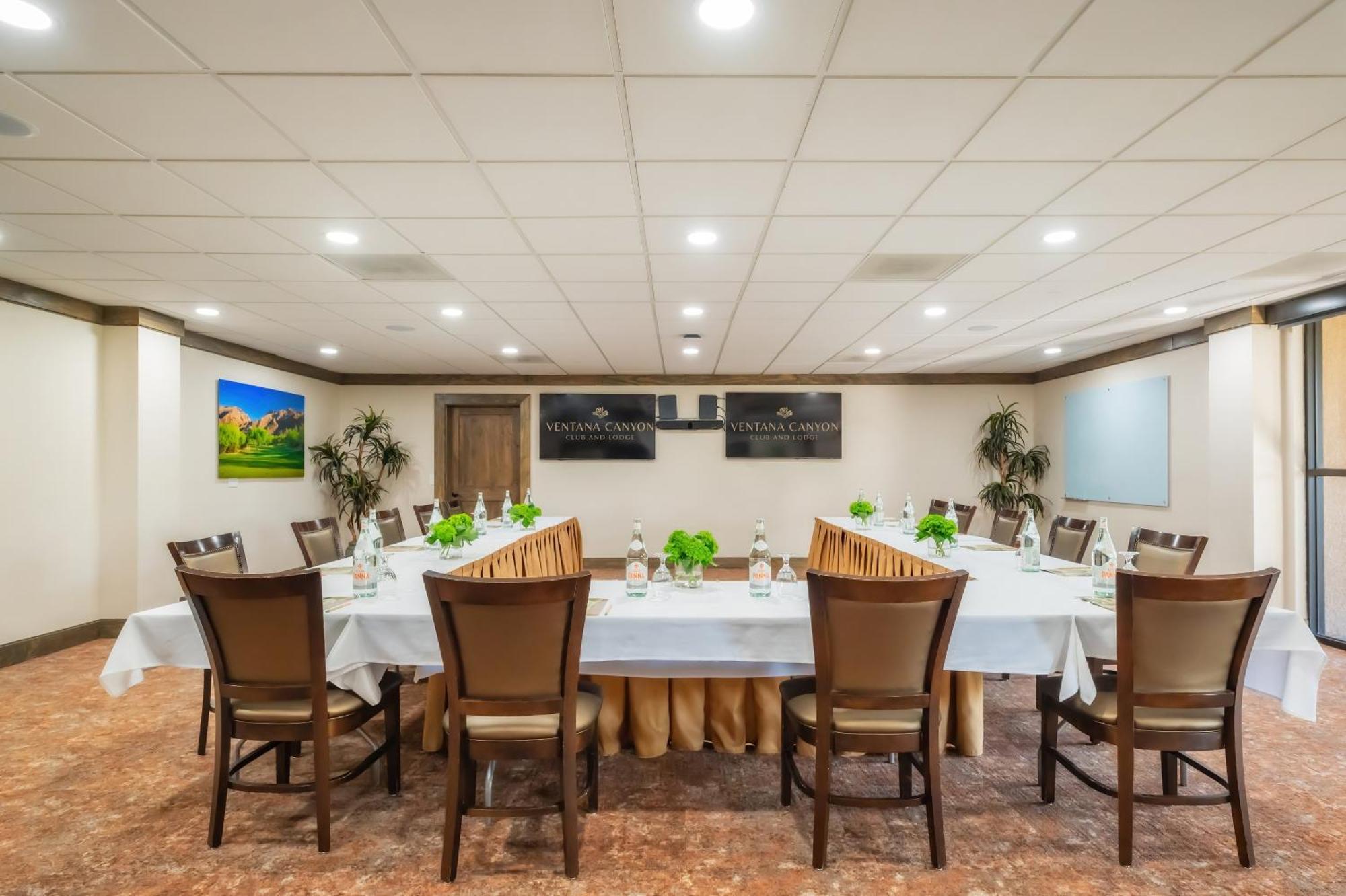 Resort The At Ventana Canyon 4*