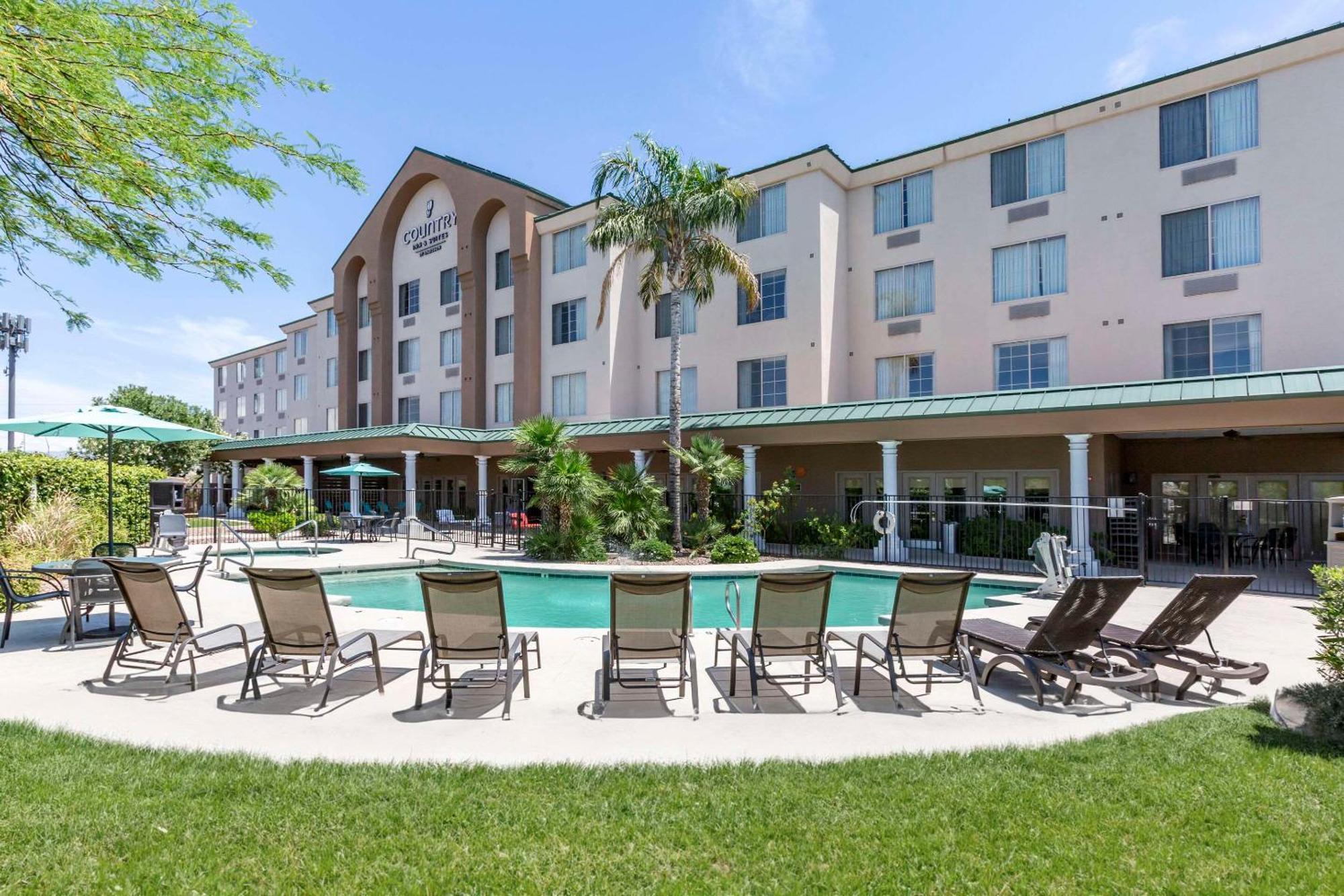 Hotel Country & By Radisson, Mesa, Az 3*