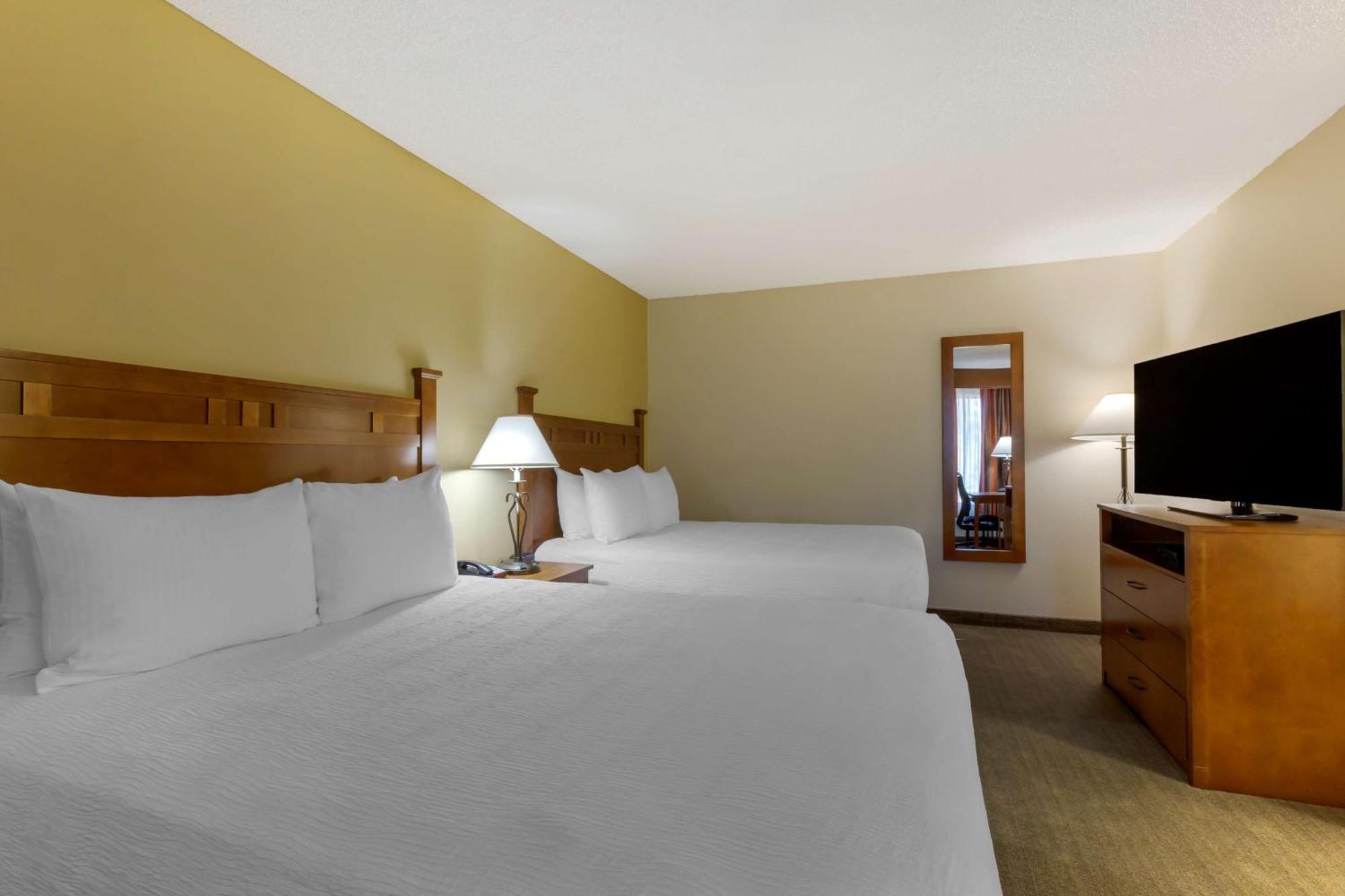 Western Paint Pony Hotel 2*