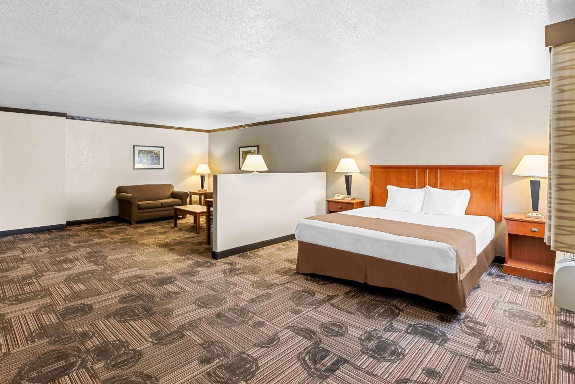 Hotel Western 3*
