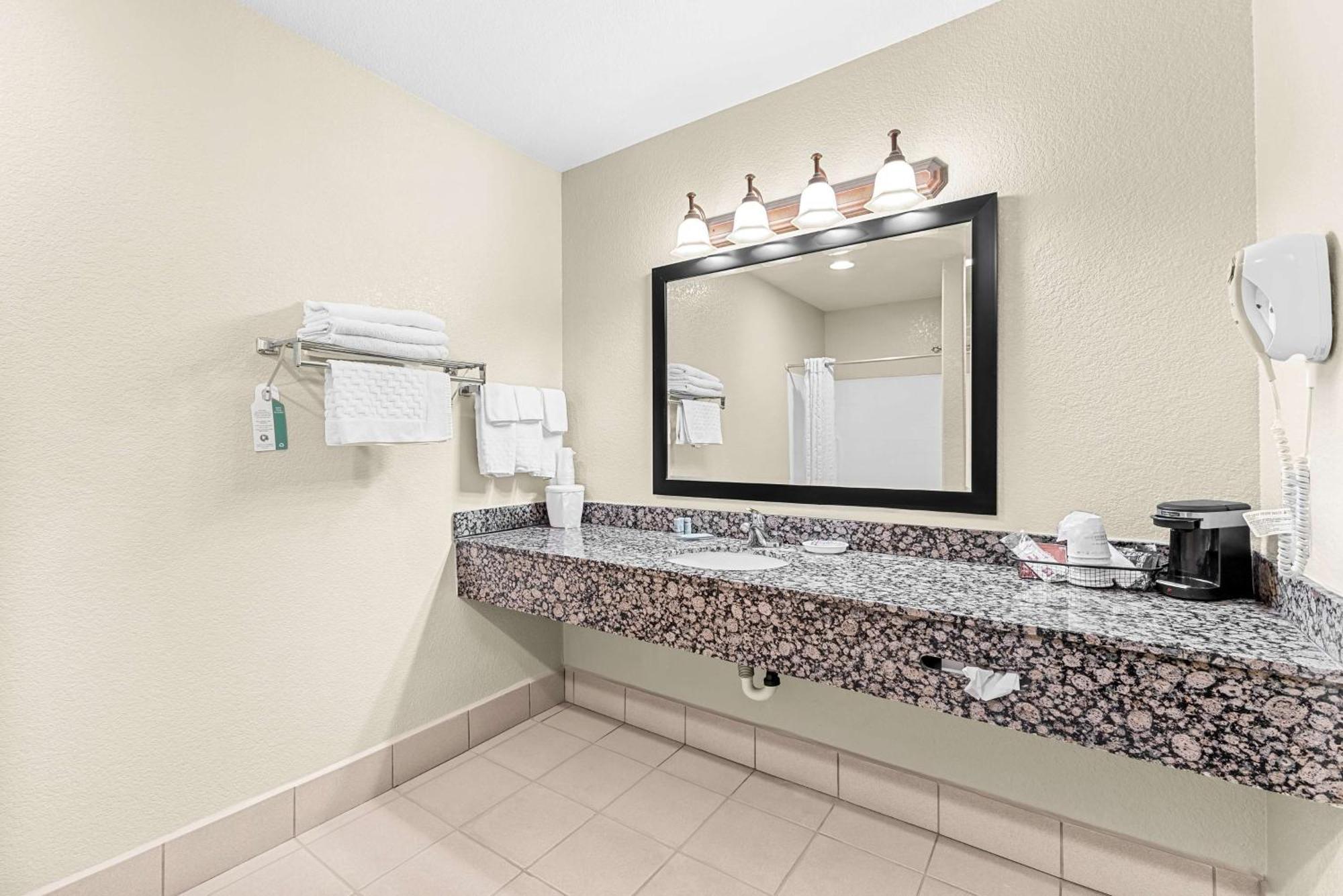 Hotel Western 3*