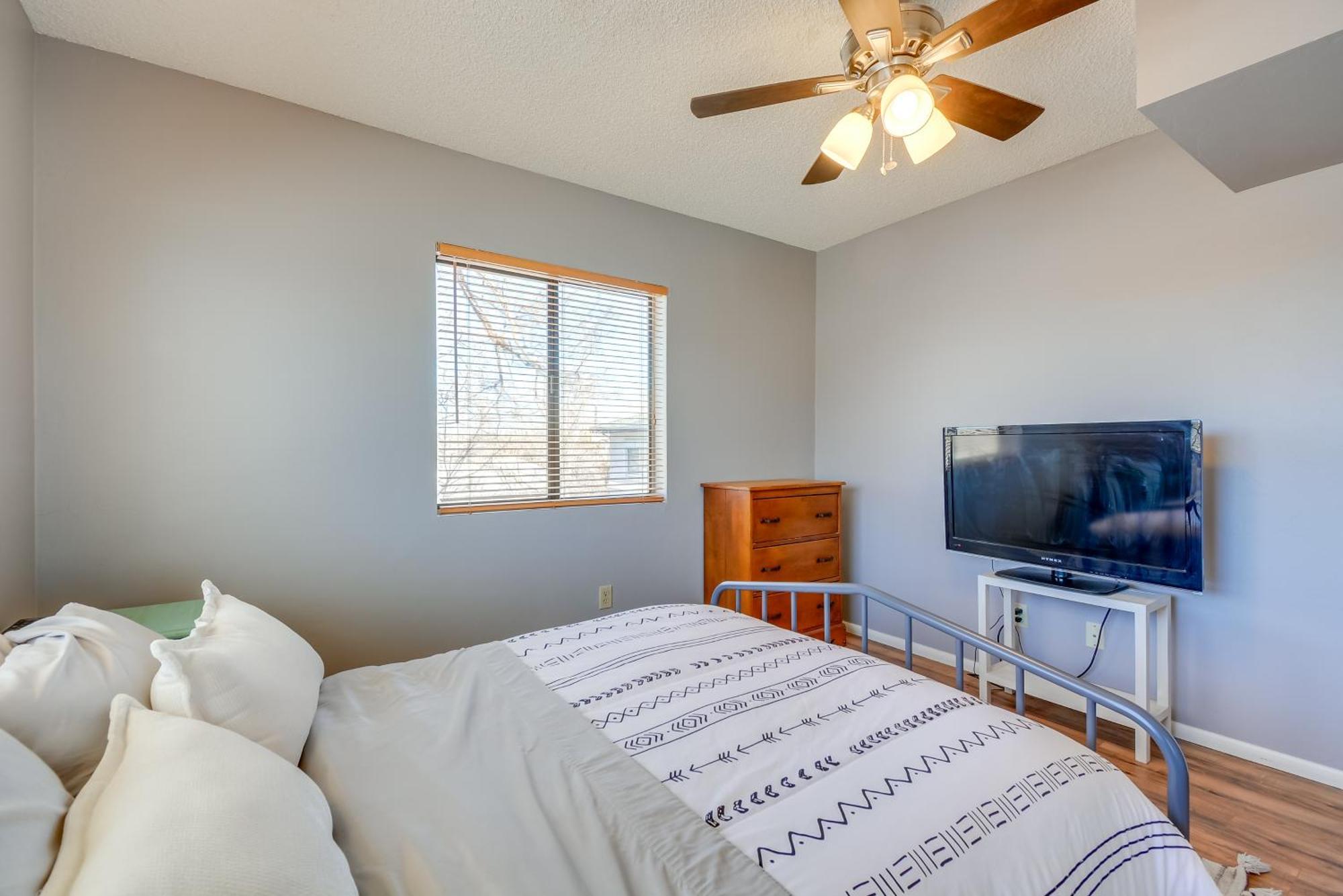 Apartment Less Than 1 Mi To Whiskey Row Pets Welcome