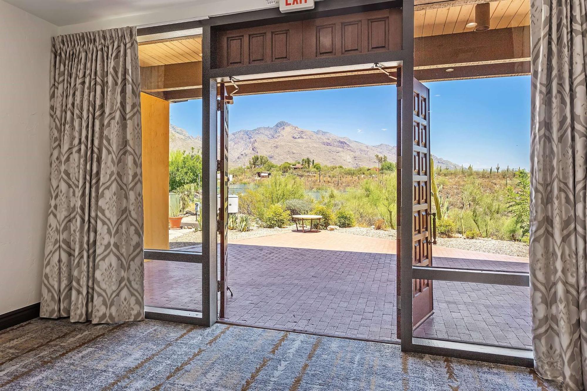 Westward Look Wyndham Grand & 4*
