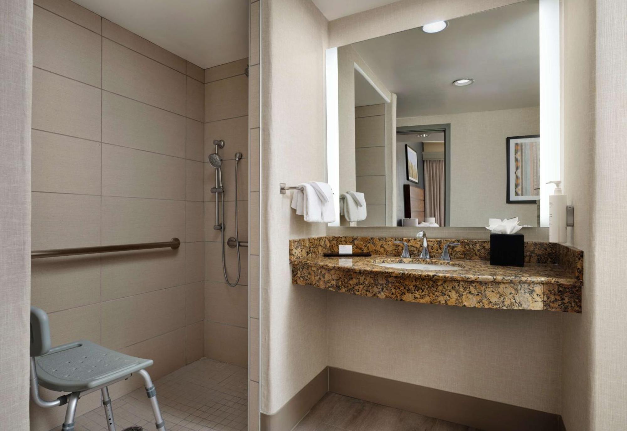 Hotel Embassy - Paloma Village 4*