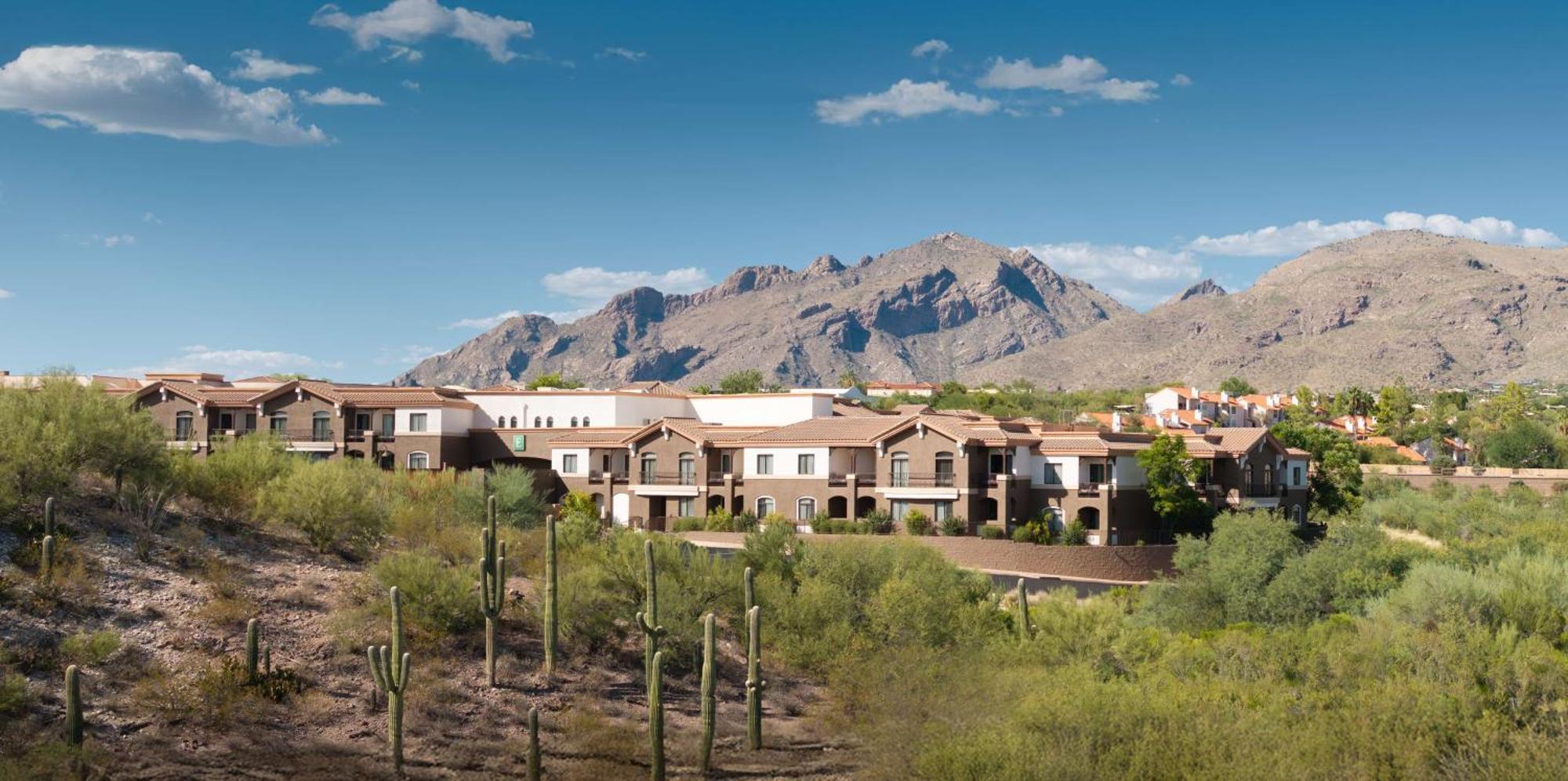 Embassy - Paloma Village 4*