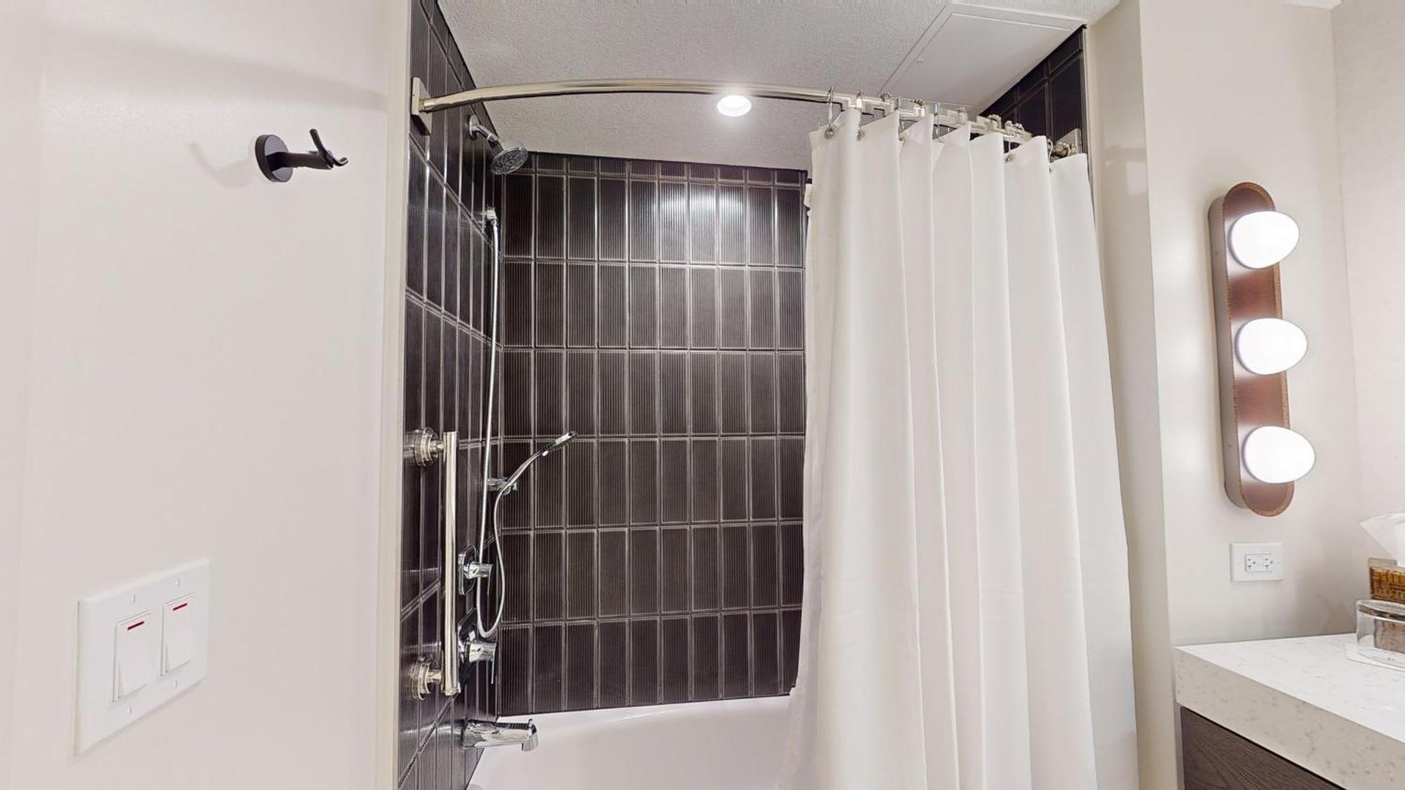 Hotel Renaissance Phoenix & Conference Center 4*