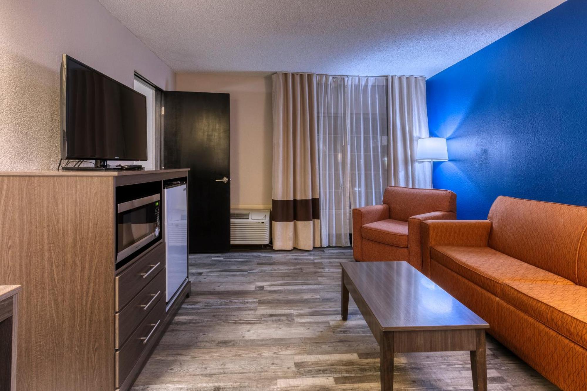 Baymont By Wyndham