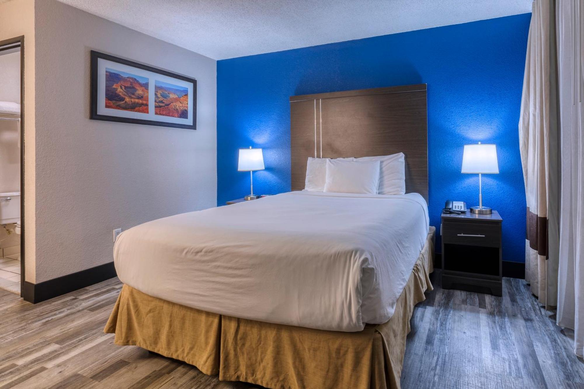 Baymont By Wyndham 2*