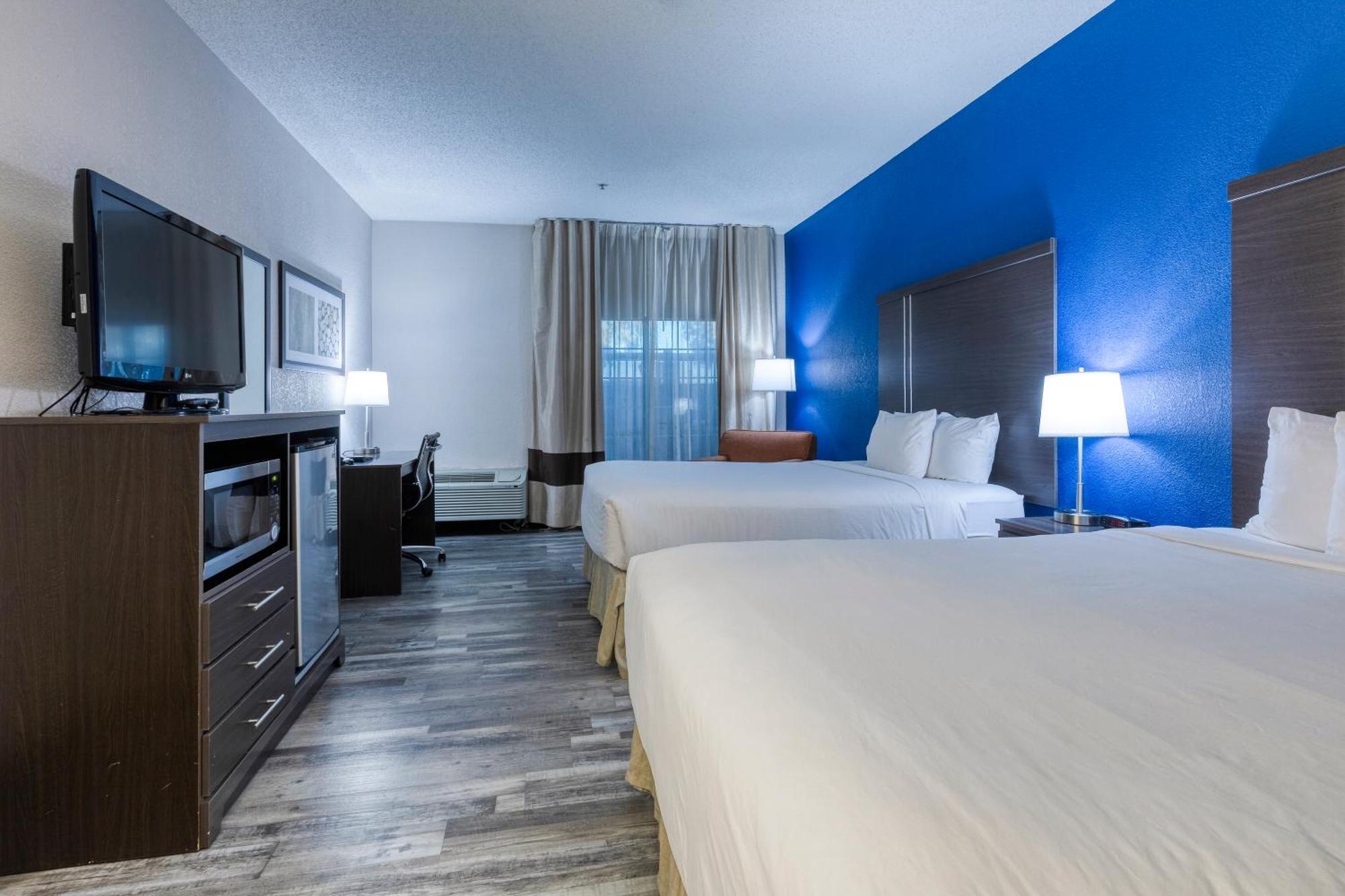 Hotel Baymont By Wyndham