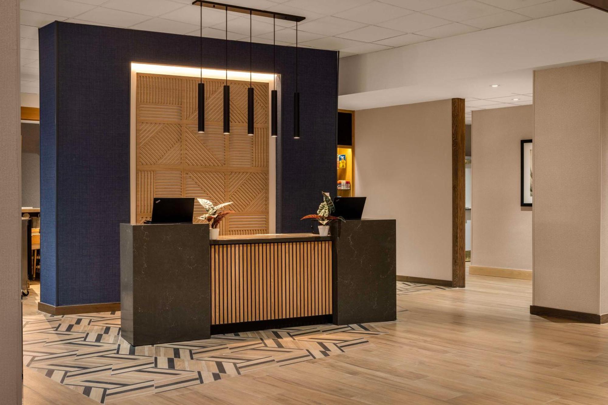 Hyatt Place Phoenix Airport 3* Tempe